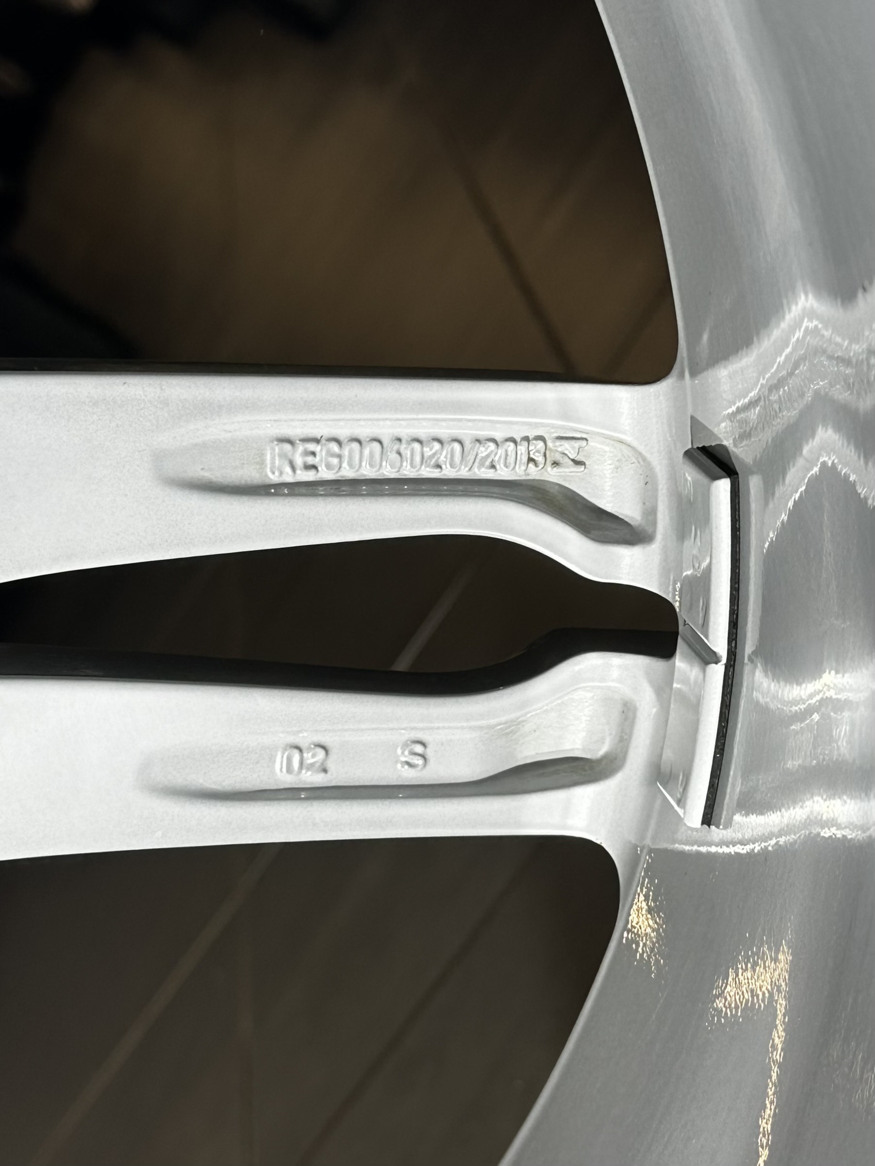 Pack roues 19 PORSCHE Macan 1 (95B) - d'Origine - Gris métallisé (19) Pack roues 19 PORSCHE Macan 1 (95B) - d'Origine - Gris métallisé