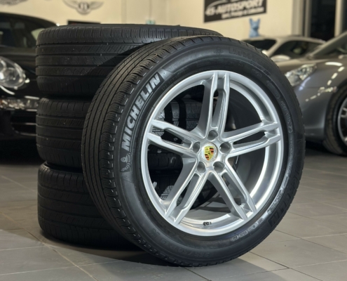 Pack roues 19 PORSCHE Macan 1 (95B) - d'Origine - Gris métallisé (2)