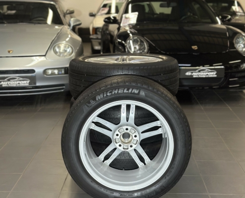 Pack roues 19 PORSCHE Macan 1 (95B) - d'Origine - Gris métallisé (6) Pack roues 19 PORSCHE Macan 1 (95B) - d'Origine - Gris métallisé