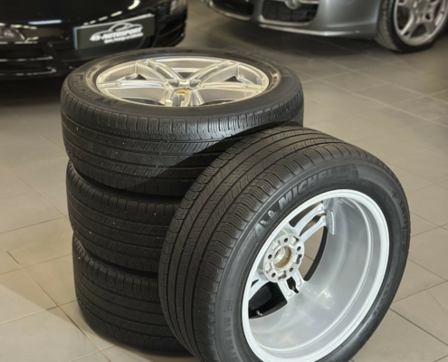 Pack roues 19 PORSCHE Macan 1 (95B) - d'Origine - Gris métallisé (8) Pack roues 19 PORSCHE Macan 1 (95B) - d'Origine - Gris métallisé